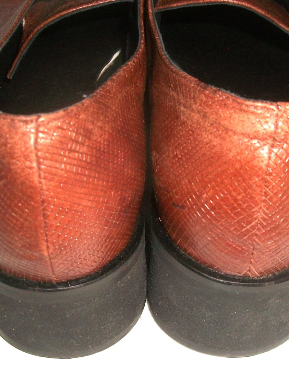 Katz & Birds Handmade Textured Brown Leather Pointy Platform Oxfords - Picture 8 of 10
